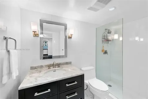 11 Island Avenue Miami Beach FL 33139