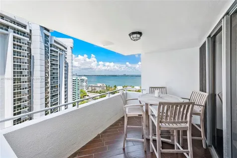 11 Island Avenue Miami Beach FL 33139