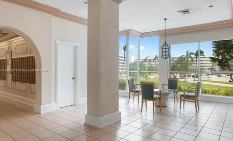 18061 Biscayne Boulevard Aventura FL 33160