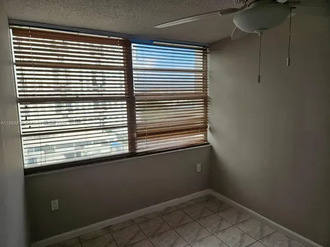 18061 Biscayne Boulevard Aventura FL 33160