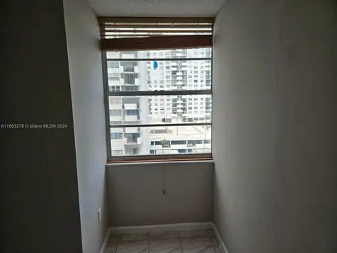 18061 Biscayne Boulevard Aventura FL 33160