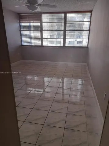 18061 Biscayne Boulevard Aventura FL 33160