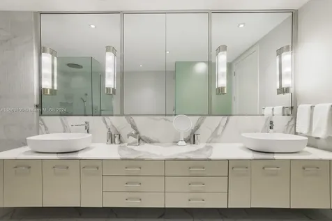 10203 Collins Avenue Bal Harbour FL 33154