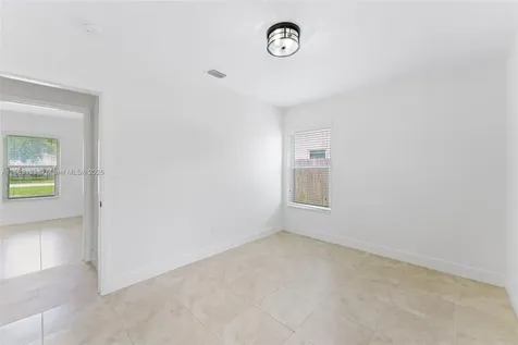 9720 SW 189th Street Cutler Bay FL 33157