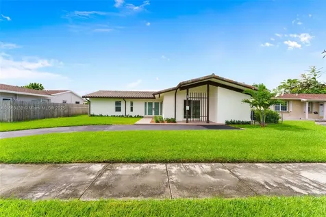 9720 SW 189th Street Cutler Bay FL 33157