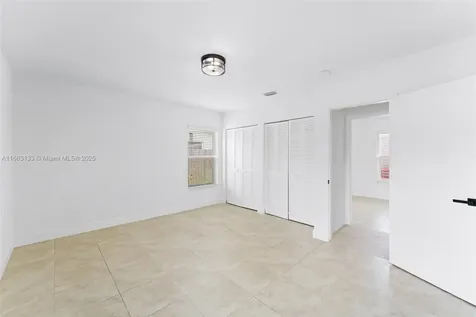 9720 SW 189th Street Cutler Bay FL 33157