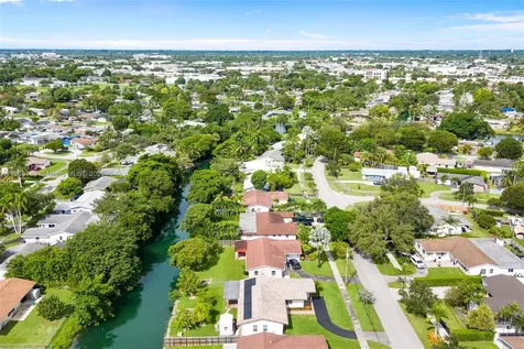 9720 SW 189th Street Cutler Bay FL 33157