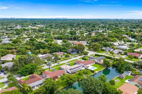 9720 SW 189th Street Cutler Bay FL 33157