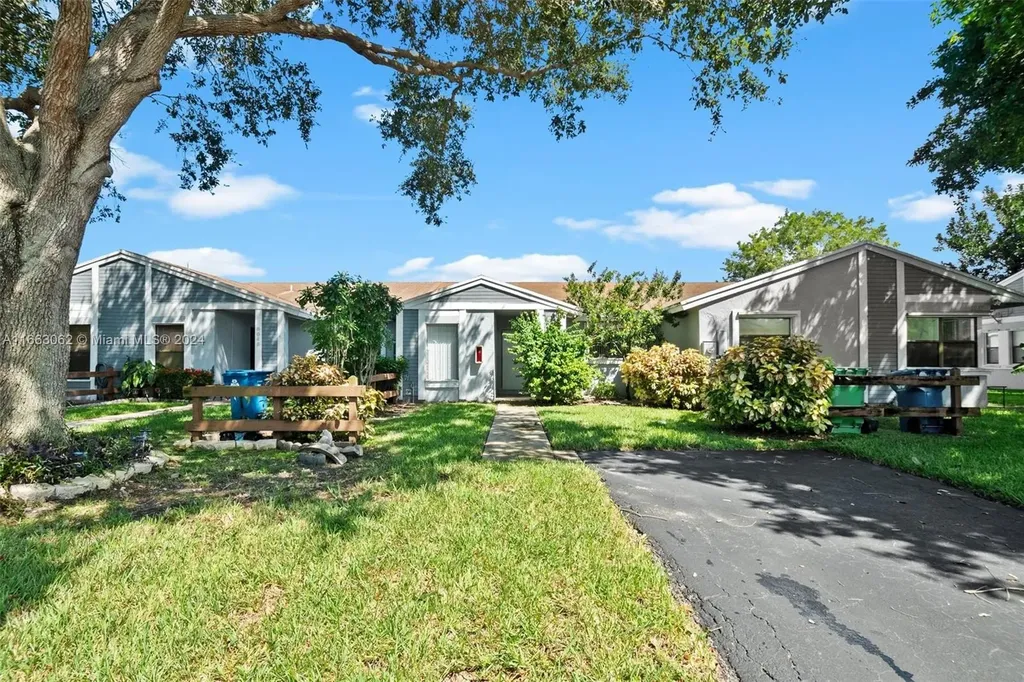 8041 NW 41st Court Sunrise FL 33351