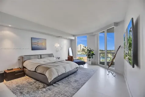 21200 Point Place Aventura FL 33180