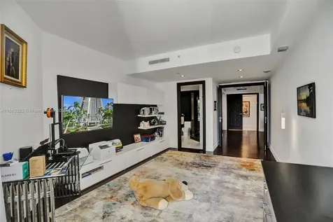 21200 Point Place Aventura FL 33180