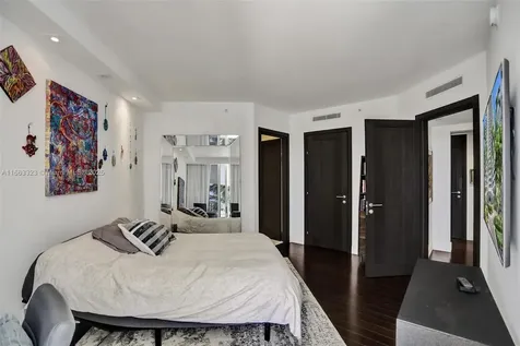 21200 Point Place Aventura FL 33180