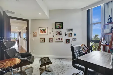 21200 Point Place Aventura FL 33180