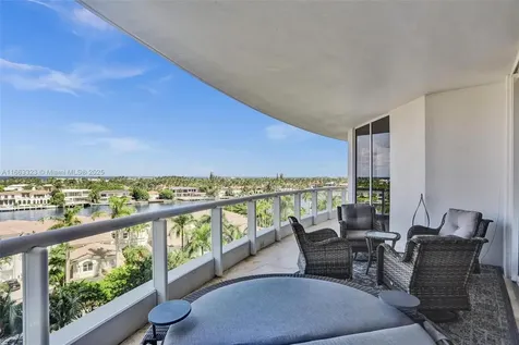 21200 Point Place Aventura FL 33180