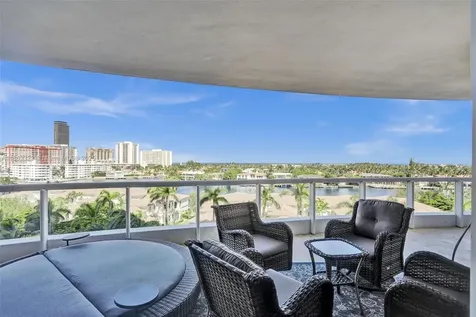 21200 Point Place Aventura FL 33180