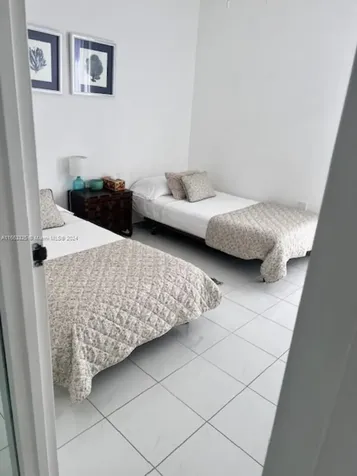 17570 Atlantic Boulevard Sunny Isles Beach FL 33160