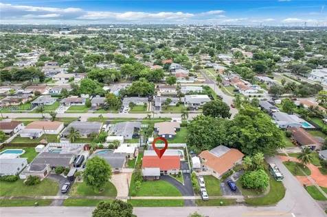 721 SW 68th Avenue Pembroke Pines FL 33023