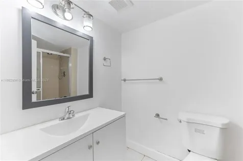 20301 NE 30th Avenue Aventura FL 33180