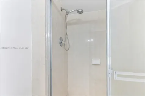 20301 NE 30th Avenue Aventura FL 33180