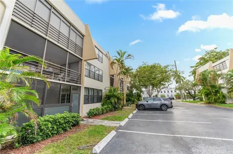 20301 NE 30th Avenue Aventura FL 33180