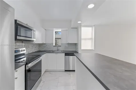20301 NE 30th Avenue Aventura FL 33180