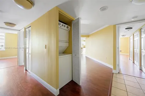 520 SE 5th Avenue Fort Lauderdale FL 33301
