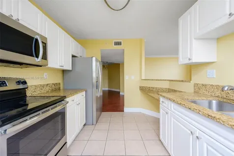 520 SE 5th Avenue Fort Lauderdale FL 33301