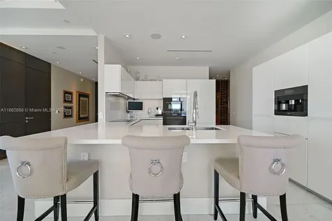 460 NE 28th Street Miami FL 33137