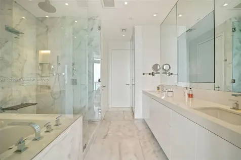 460 NE 28th Street Miami FL 33137