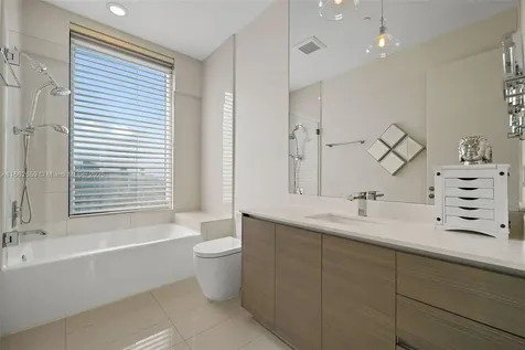 460 NE 28th Street Miami FL 33137