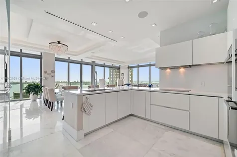 460 NE 28th Street Miami FL 33137