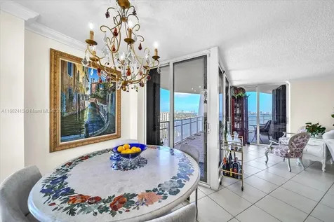 4000 Towerside Terrace Miami FL 33138