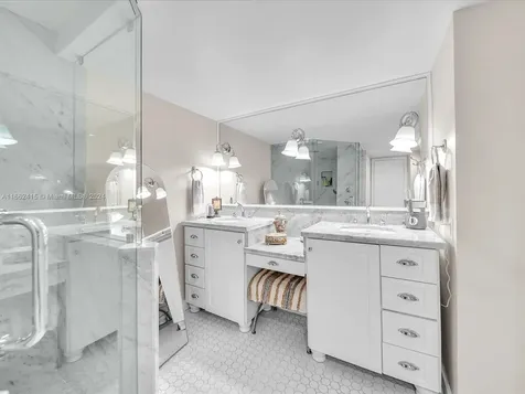 4000 Towerside Terrace Miami FL 33138