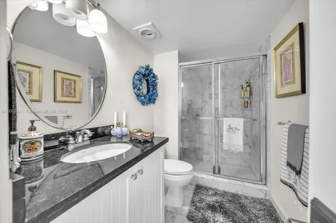 4000 Towerside Terrace Miami FL 33138