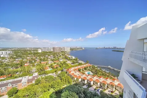 4000 Towerside Terrace Miami FL 33138