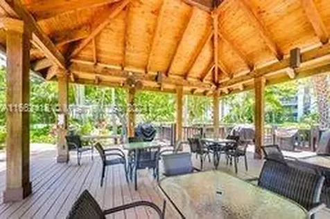 4000 Towerside Terrace Miami FL 33138