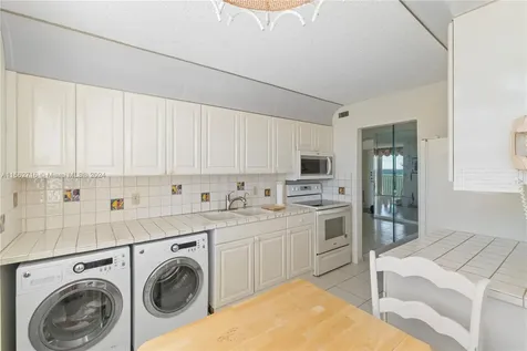 5200 N Ocean Boulevard Lauderdale By The Sea FL 33308