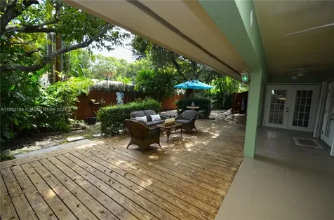 14231 Lake Saranac Avenue Miami Lakes FL 33014