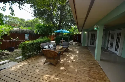 14231 Lake Saranac Avenue Miami Lakes FL 33014
