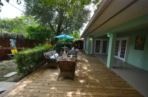 14231 Lake Saranac Avenue Miami Lakes FL 33014