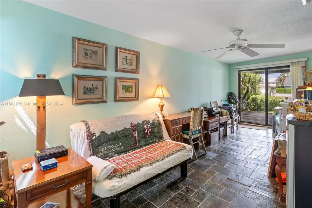 1643 SE 13th Street Fort Lauderdale FL 33316