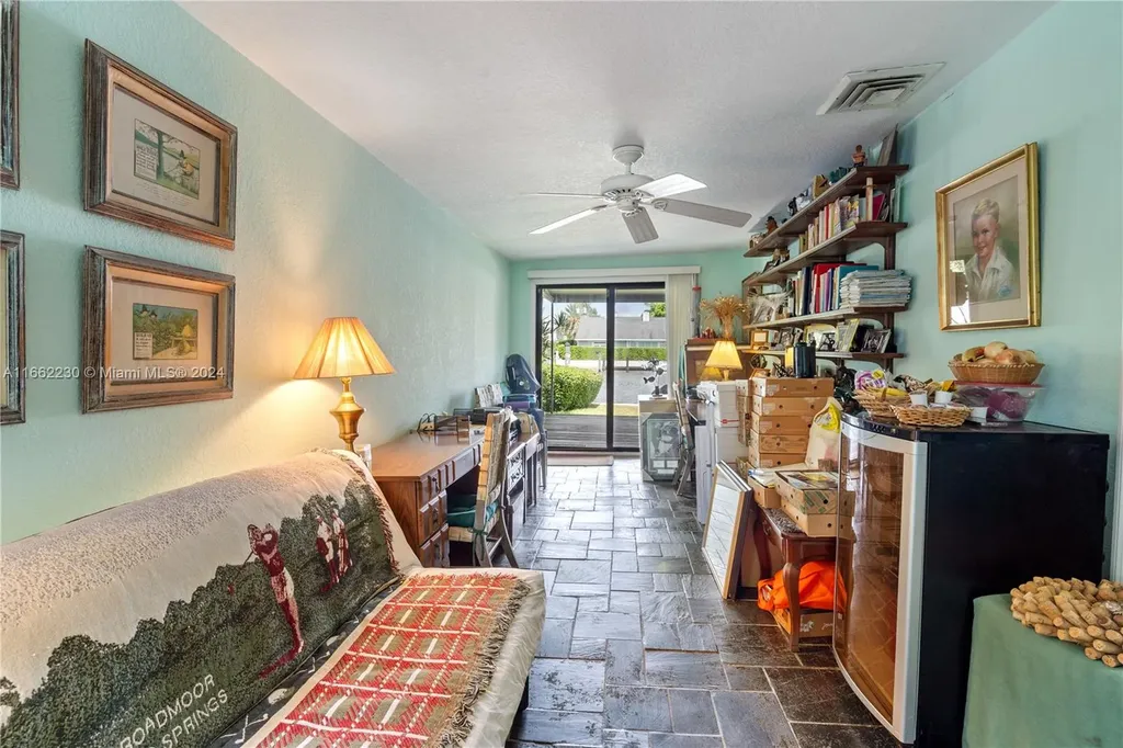 1643 SE 13th Street Fort Lauderdale FL 33316