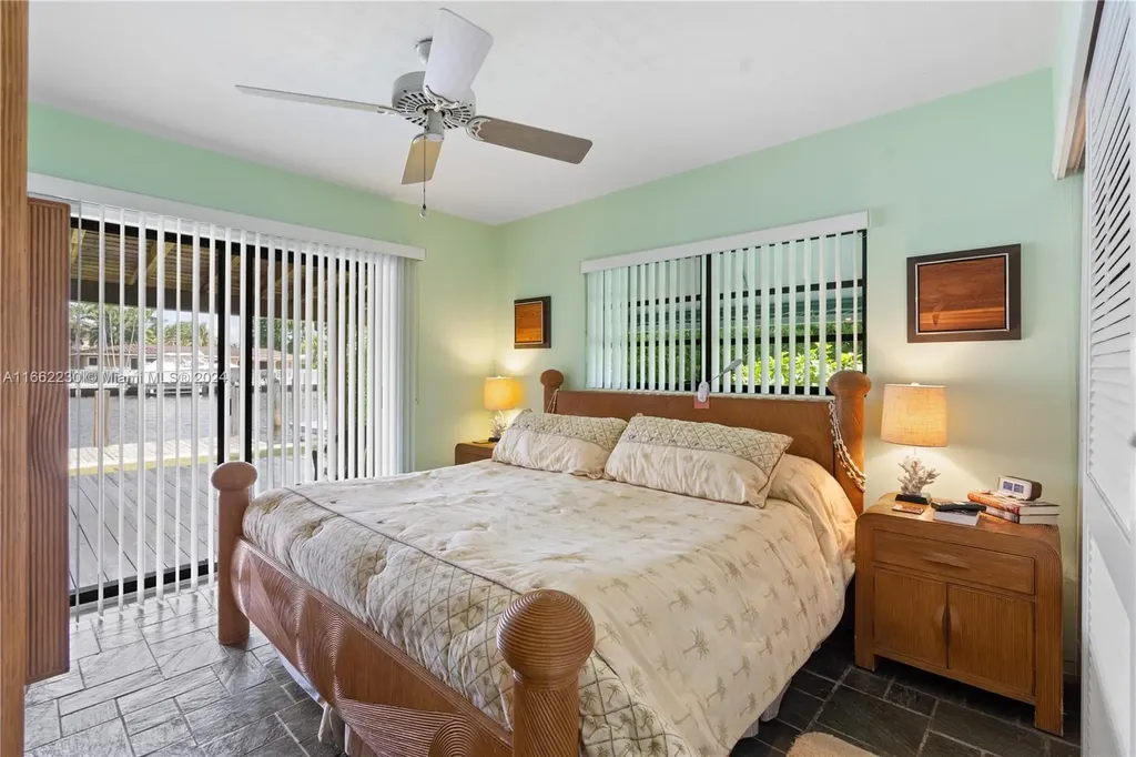 1643 SE 13th Street Fort Lauderdale FL 33316