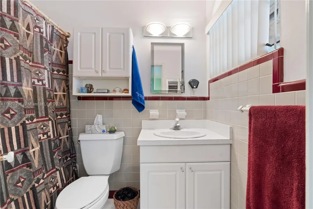 1643 SE 13th Street Fort Lauderdale FL 33316