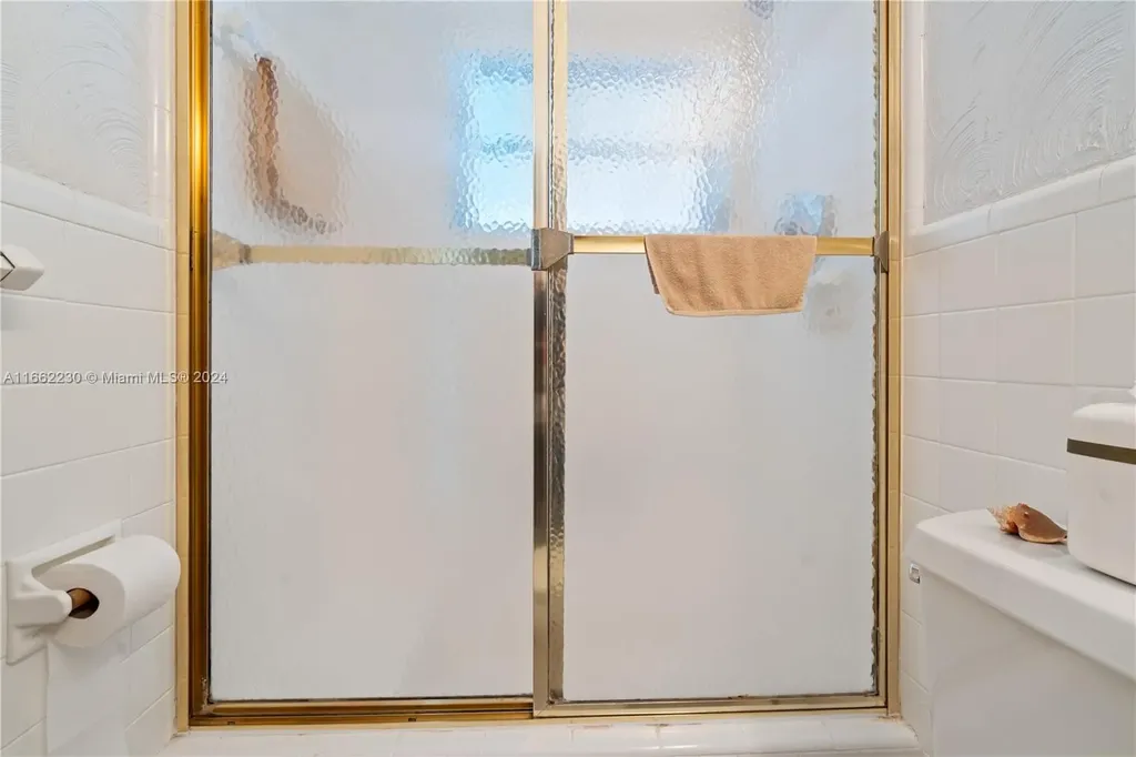 1643 SE 13th Street Fort Lauderdale FL 33316