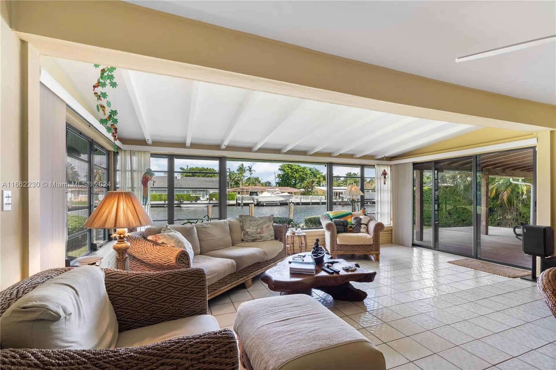 1643 SE 13th Street Fort Lauderdale FL 33316