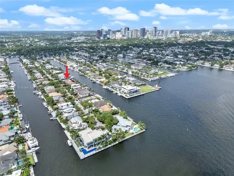1643 SE 13th Street Fort Lauderdale FL 33316