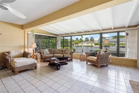1643 SE 13th Street Fort Lauderdale FL 33316