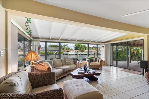 1643 SE 13th Street Fort Lauderdale FL 33316