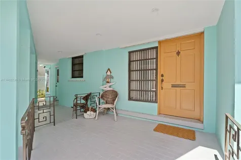 1643 SE 13th Street Fort Lauderdale FL 33316